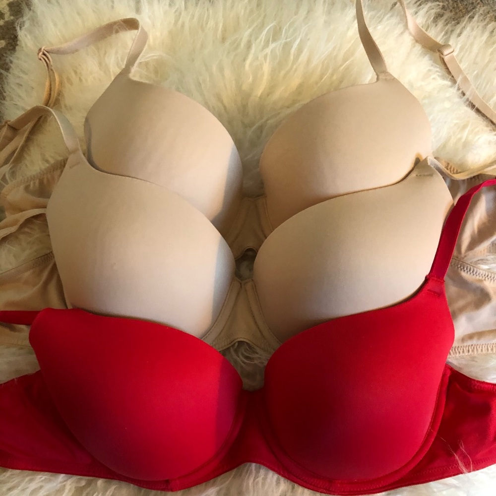 Pink “Wear Everywhere lightly lined” bras